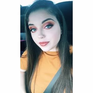 Meet your Posher, Dani